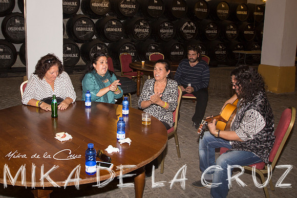08mika-de-la-cruz-Monkey-week- familia-montoya-Raimundo Amador- 2013