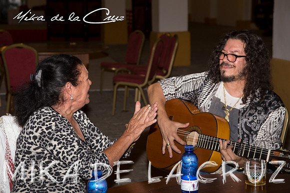 11mika-de-la-cruz-Monkey-week- familia-montoya-Raimundo Amador- 2013