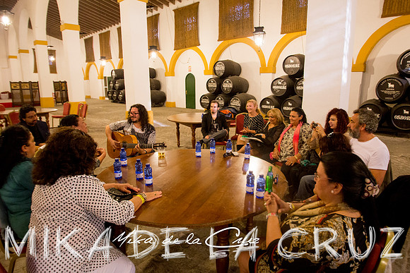 15mika-de-la-cruz-Monkey-week- familia-montoya-Raimundo Amador- 2013